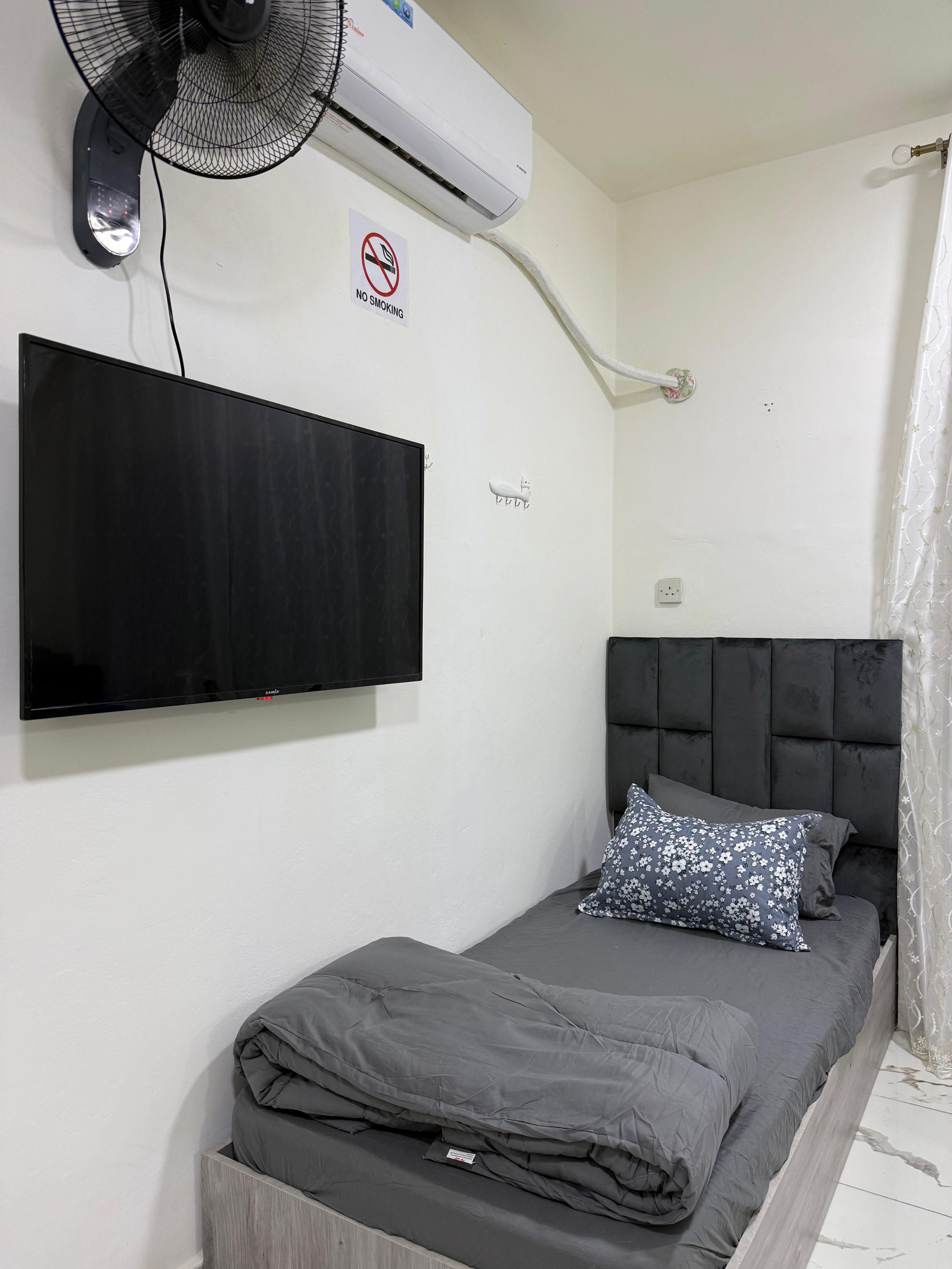 Private room with a garden view — image 2