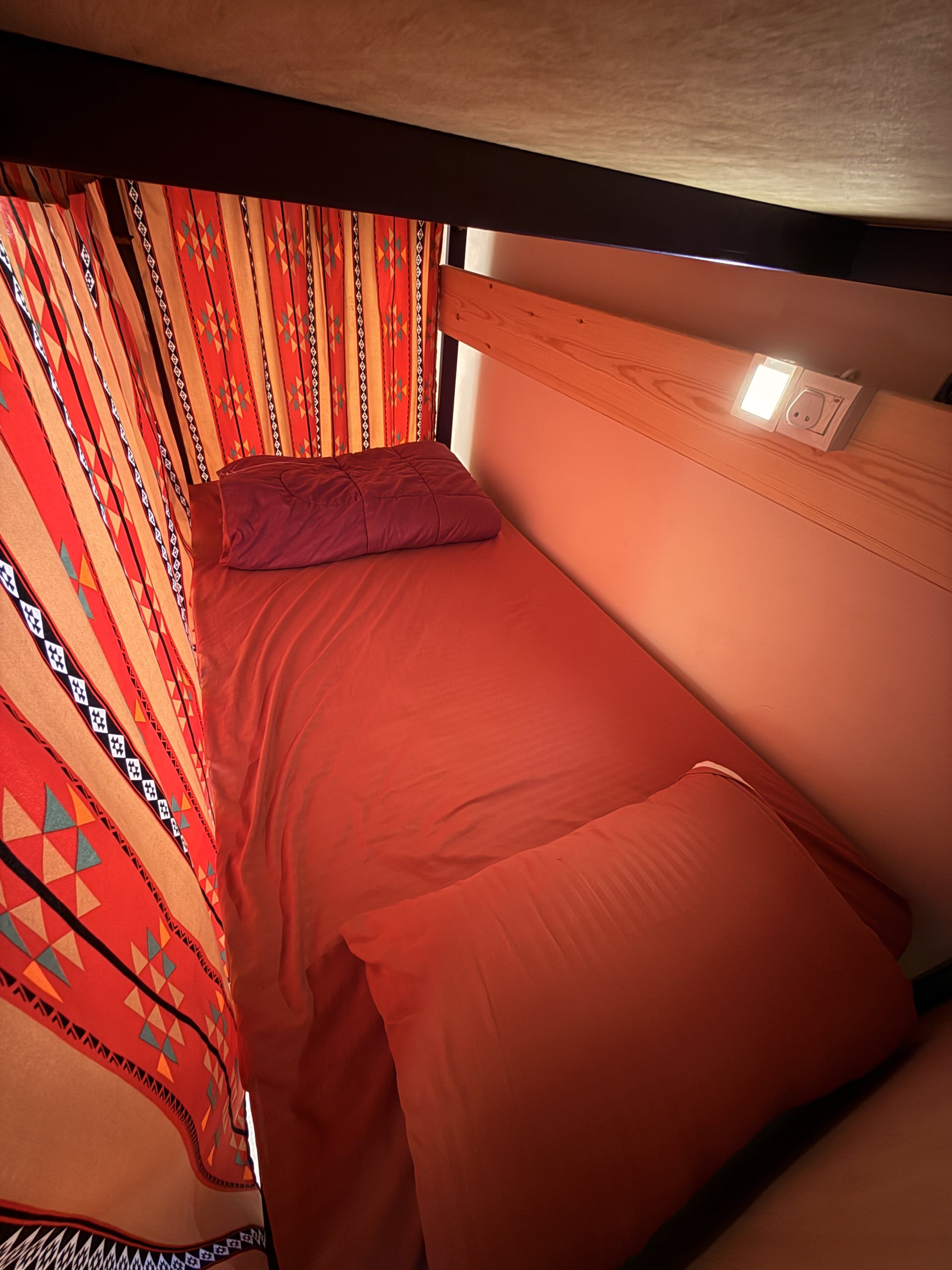 5-Bed Female Dormitory Room - Image 2